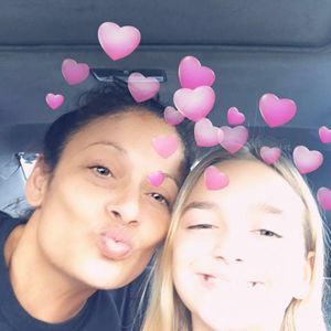 Meet your Posher, Lola